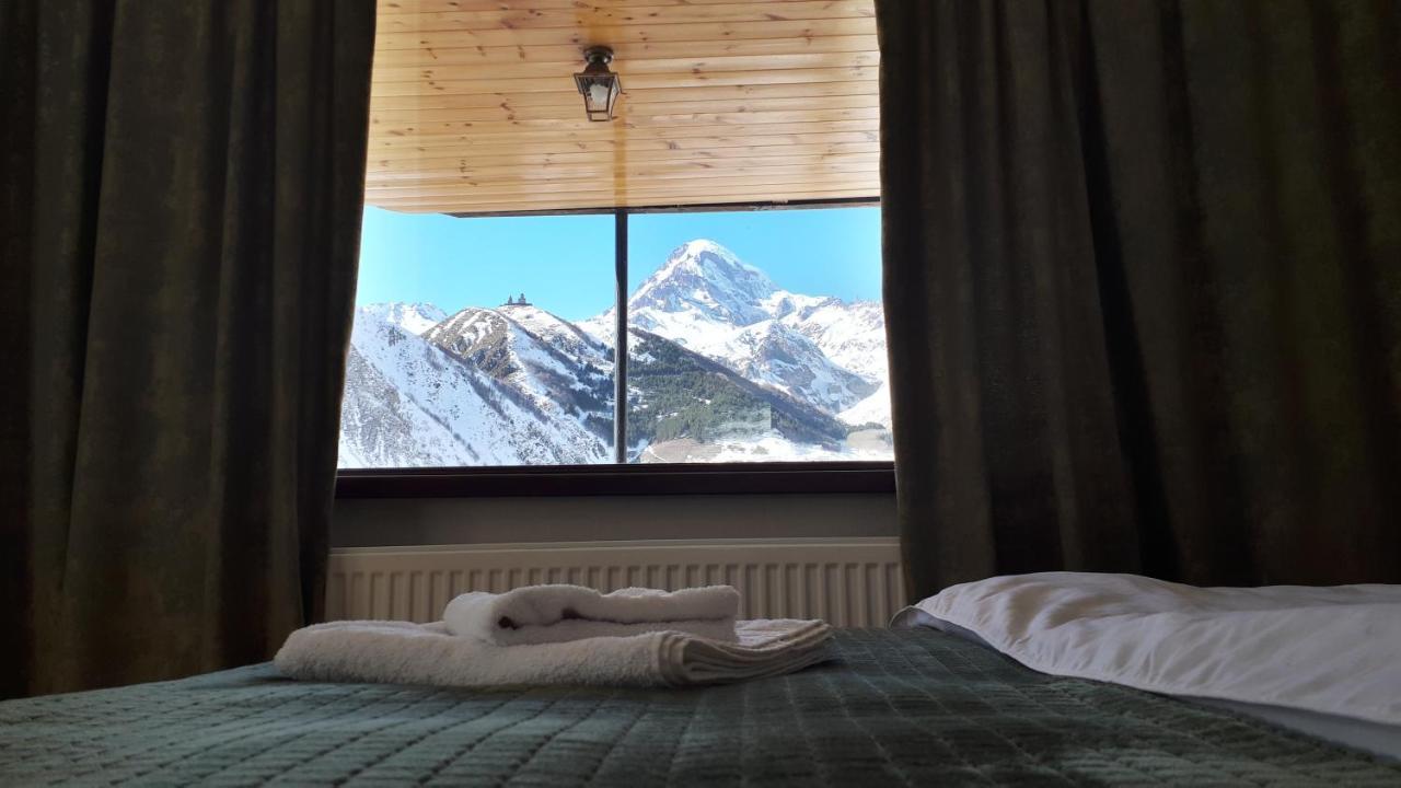 מלון Four Season In Kazbegi מראה חיצוני תמונה